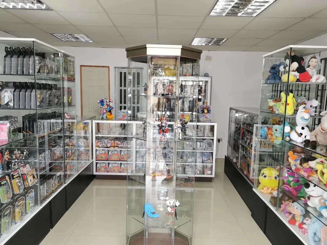 Tiendas TCG en Curicó: Descubriendo Quest Loot, el paraíso del coleccionismo en el Maule